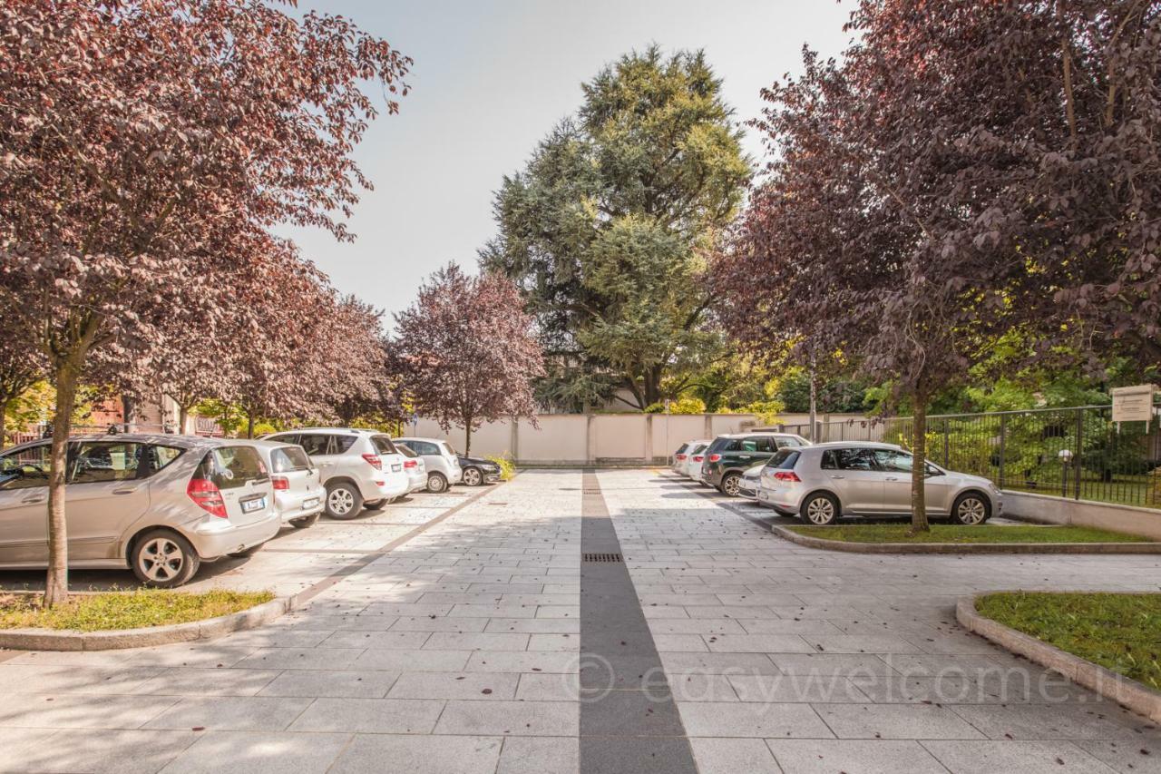 Easy Welcome Casa Rosada Apartamento Nova Milanese Exterior foto