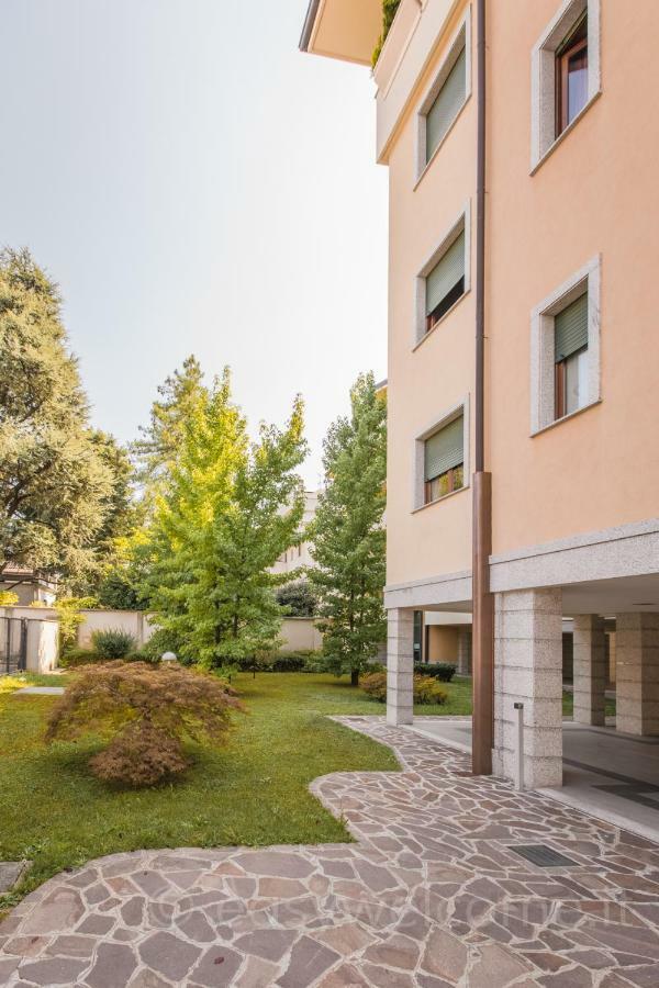 Easy Welcome Casa Rosada Apartamento Nova Milanese Exterior foto