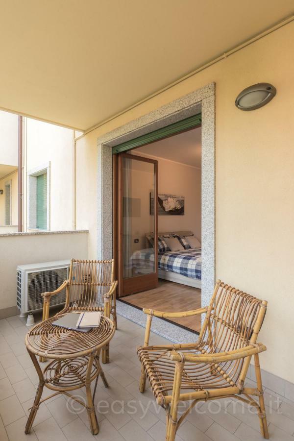 Easy Welcome Casa Rosada Apartamento Nova Milanese Exterior foto