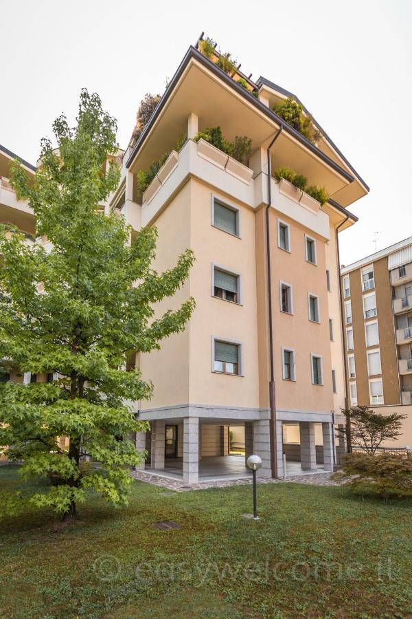 Easy Welcome Casa Rosada Apartamento Nova Milanese Exterior foto
